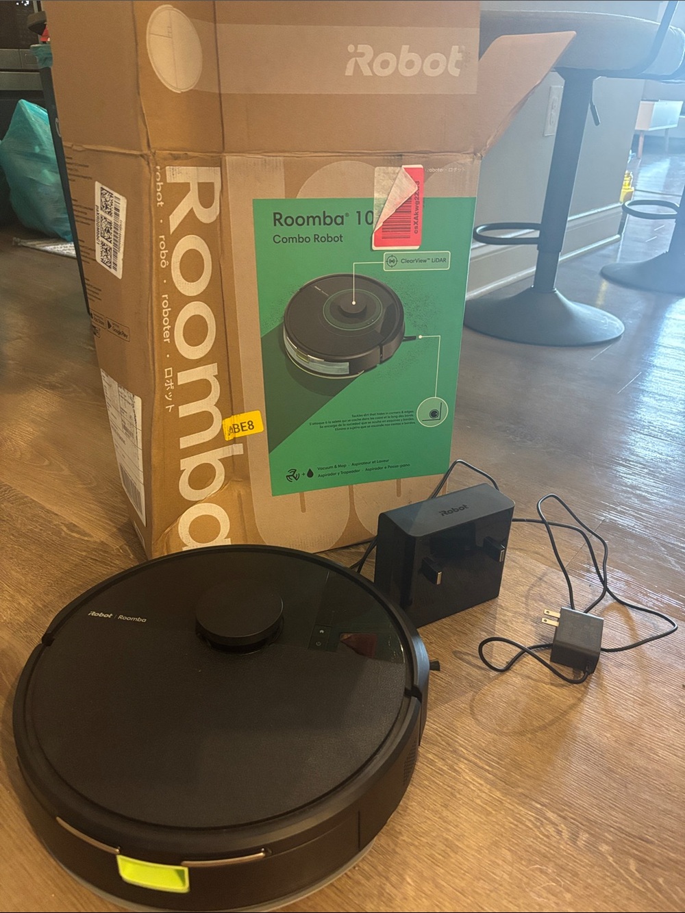 iRobot Roomba 105 Combo Robot vacuum & mop